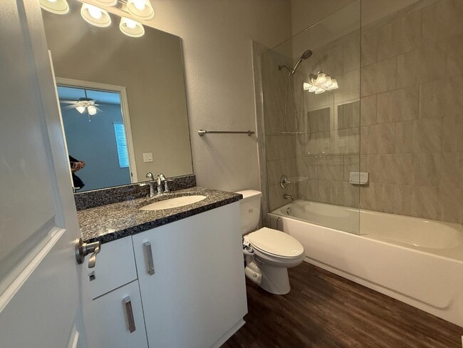 Building Photo - 2820 1st Ave S