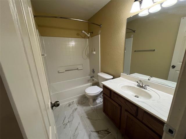 Building Photo - 9074 Riverfalls Dr