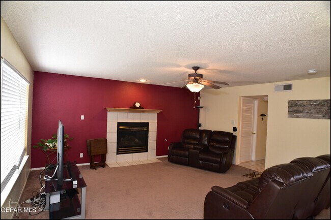 Building Photo - 1316 Black Ridge Dr