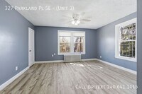 Building Photo - 327 Parkland Pl SE