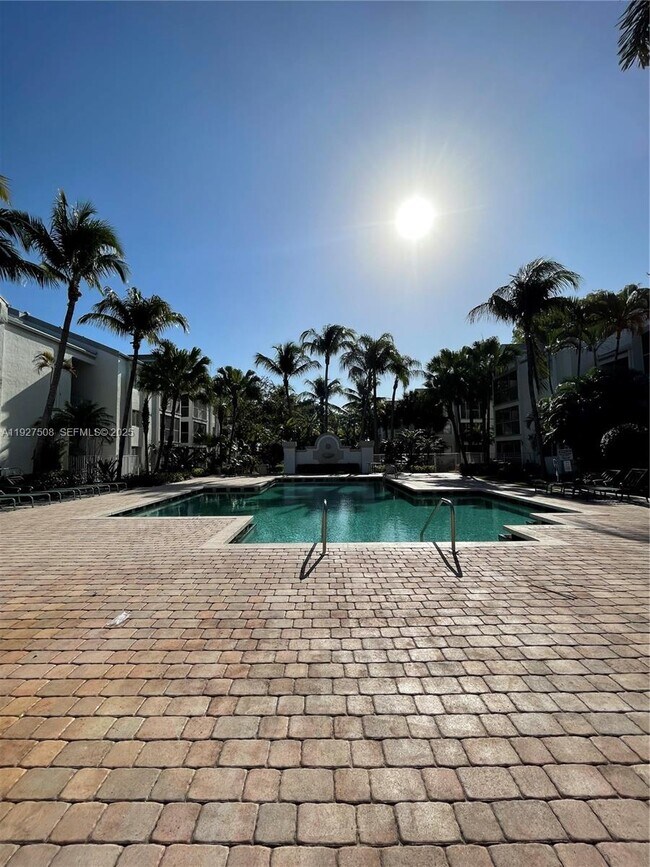 Building Photo - 5686 Rock Island Rd