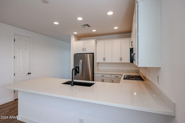 Building Photo - 17285 W Alexandria Way