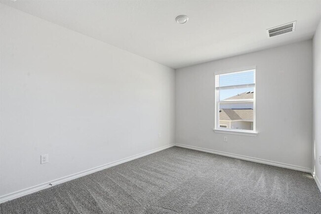 Building Photo - 4806 Plum Peach Bend