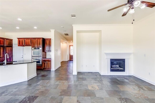 Building Photo - 7313 Lookout Bluff Terrace
