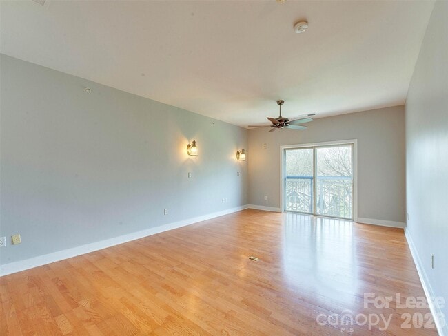 Building Photo - 630 Calvert St