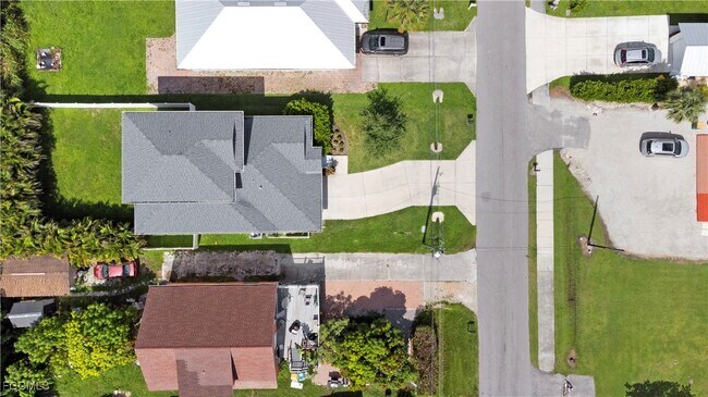 Building Photo - 3148 Cottage Grove Ave