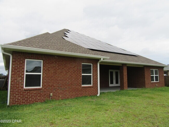 Building Photo - 105 N Shoreview Dr.