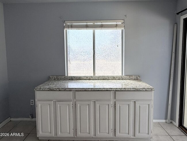 Building Photo - 14015 N 61st Ave