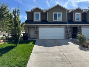 Building Photo - 904 E 600 N
