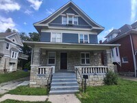 Building Photo - 2640 Victor St