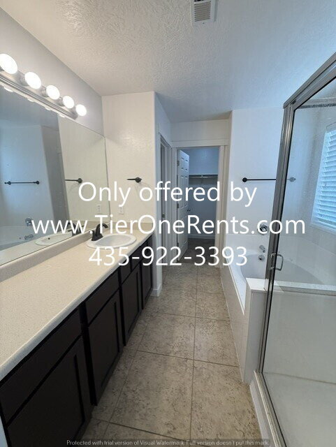 Building Photo - NO DEPOSIT option available for qualified renters!
