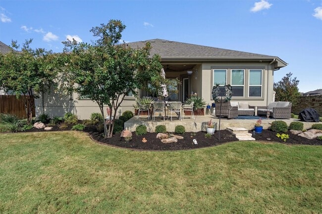 Building Photo - 4945 Strada Dr