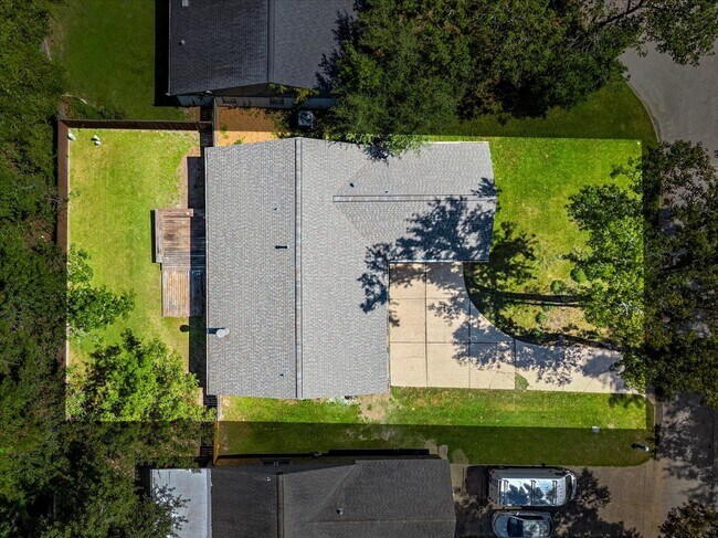 Building Photo - 3315 Beaver Glen Dr