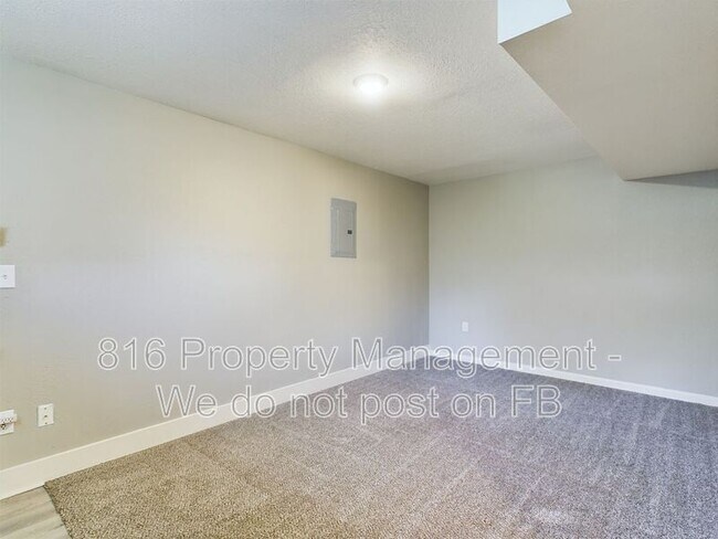 Building Photo - 2314-2316 Monroe Ave