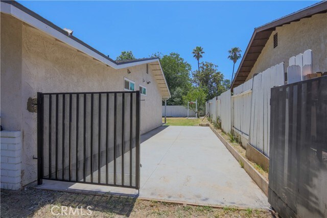 Building Photo - 8358 Verbena Dr