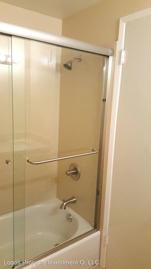 Building Photo - 470 Del Medio Ave