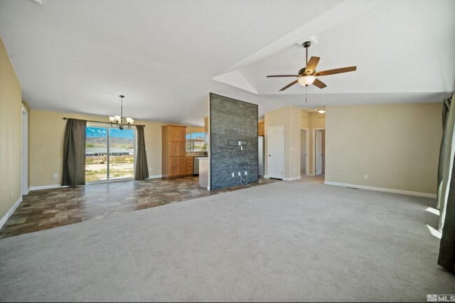 Building Photo - 5185 Buffalo Dr