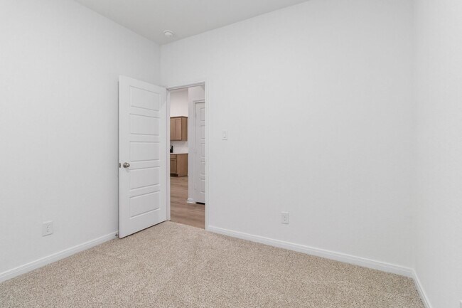 Building Photo - 5131 Cindy Br