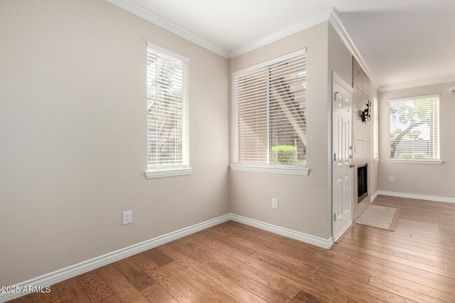 Building Photo - 7009 E Acoma Dr