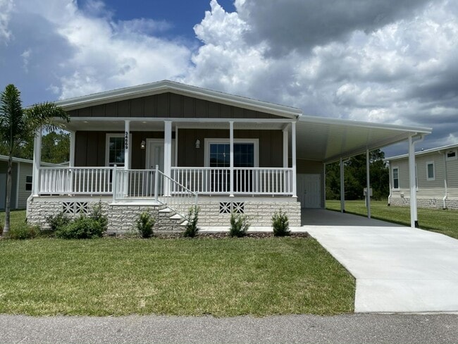 Primary Photo - 34669 Ballyhoo Dr