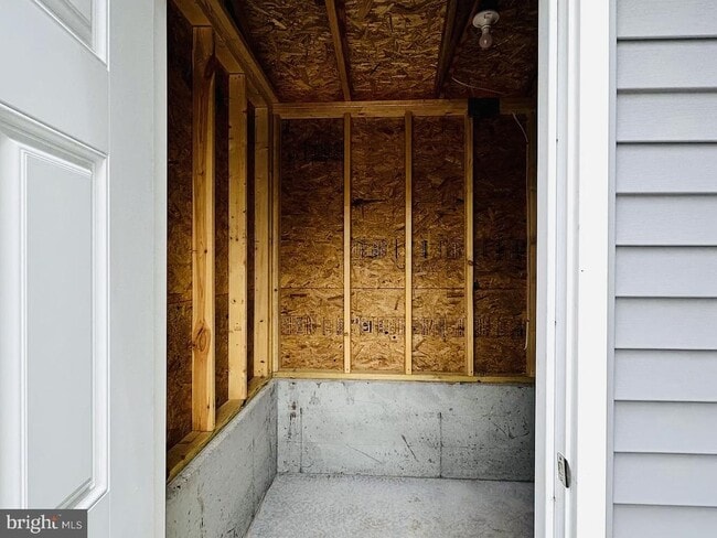 Building Photo - 6 Lismore Pl