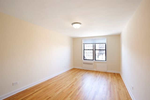 Building Photo - 7410 Ridge Blvd