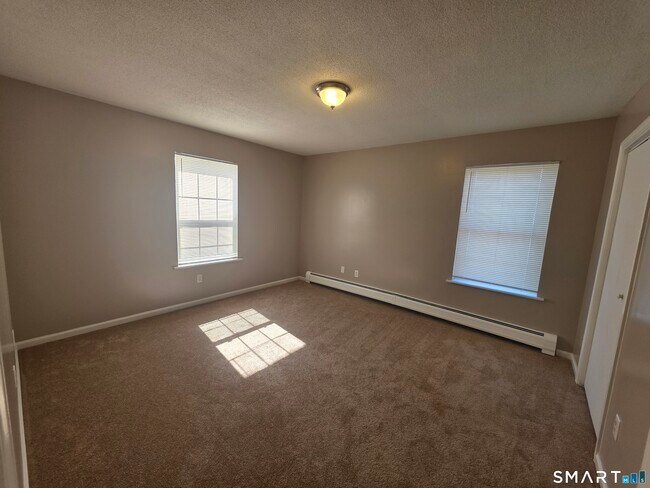 Building Photo - 15 Mc Donald Ave