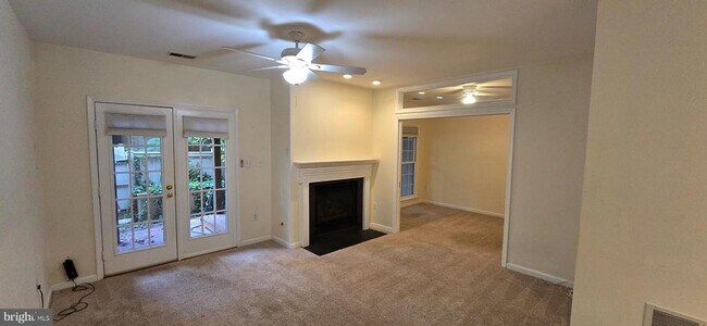 Building Photo - 10555 James Wren Way