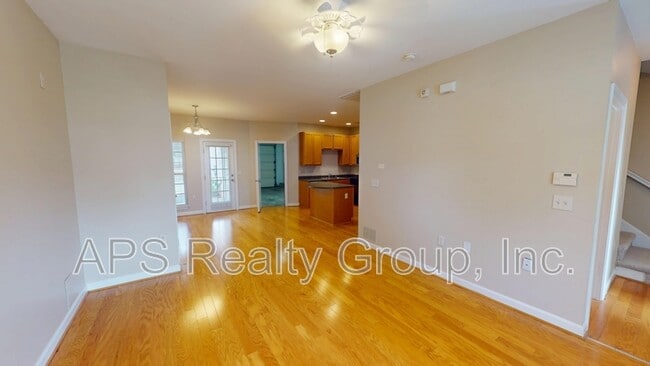 Building Photo - 378 Summergate Dr