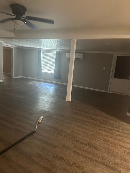 Building Photo - 2777 Tropical Lake Dr