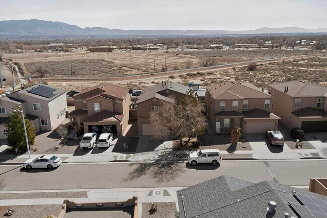 Building Photo - 8300 Bluffs Edge Pl NW