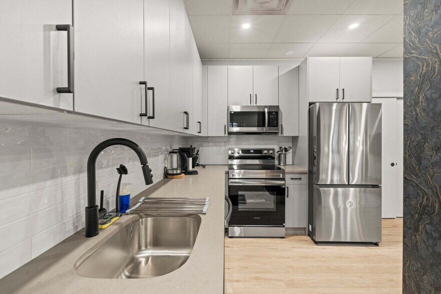 Building Photo - 117 N 15th St