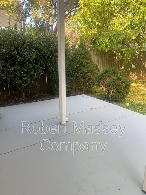 Building Photo - 127 McCready Ave