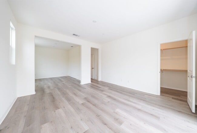 Building Photo - 6807 Rangeley Wy