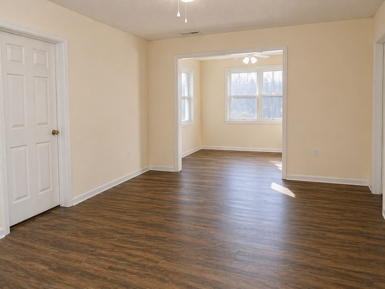 Building Photo - 1911 Wolftech Ln