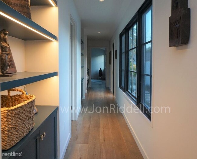 Building Photo - 4 br, 3 bath House - 428 S Padre Juan Ave