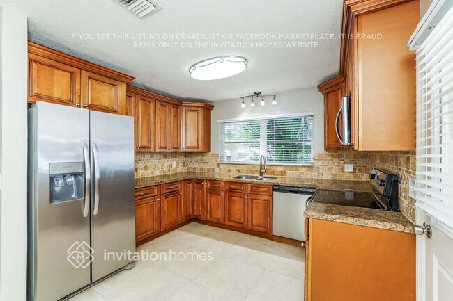 Building Photo - 729 Ocean Inlet Dr