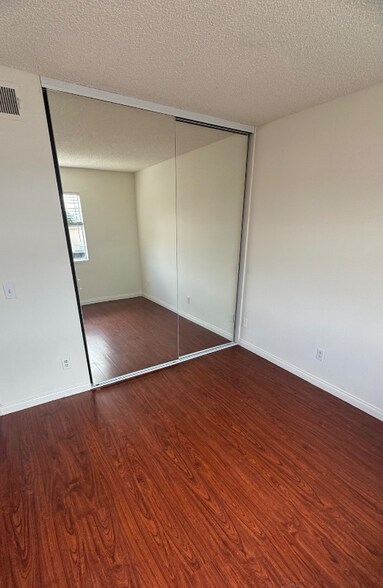 Building Photo - 8623 Cedros Ave