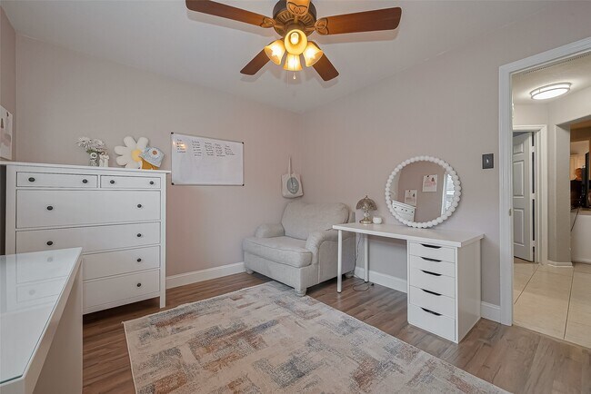 Building Photo - 119 Genesee Ridge Dr