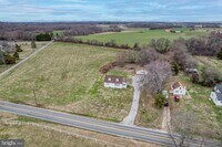 Building Photo - 1111 Bayview Rd