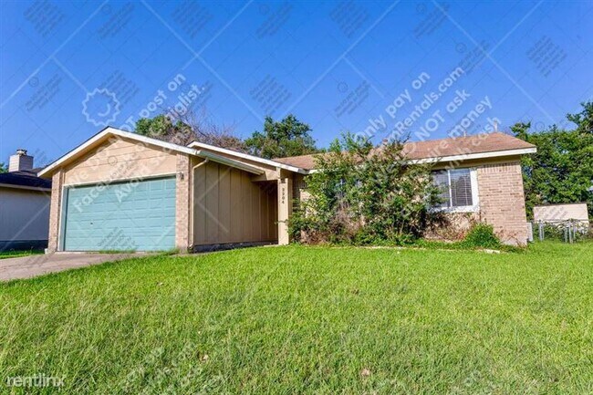 Building Photo - 2204 Silver Spur Dr