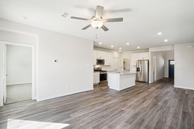 Building Photo - Spacious 4-Bedroom McKinney Home with Community Pool & Park