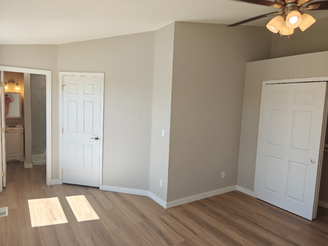 Building Photo - 3130 W 38th Ave