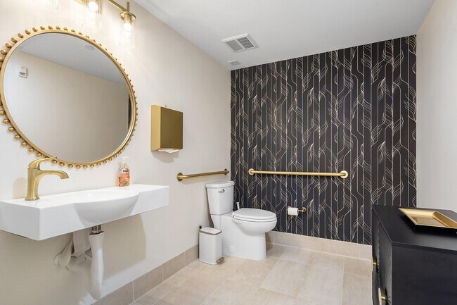 Building Photo - 233 S Federal Hwy