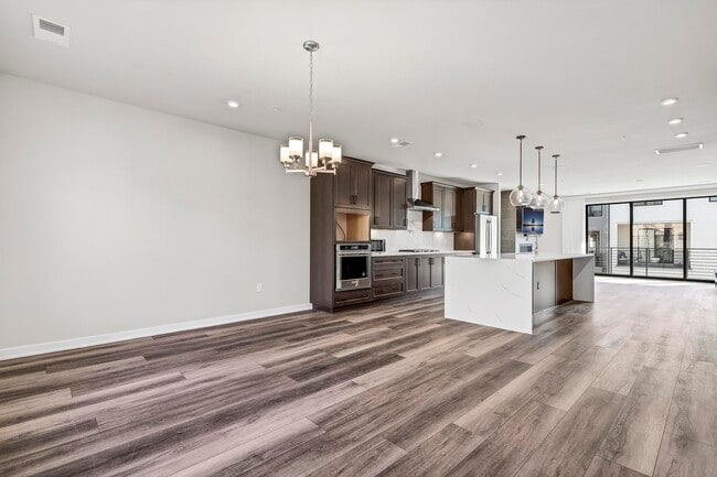 Building Photo - 7463 Backett Wood Ter