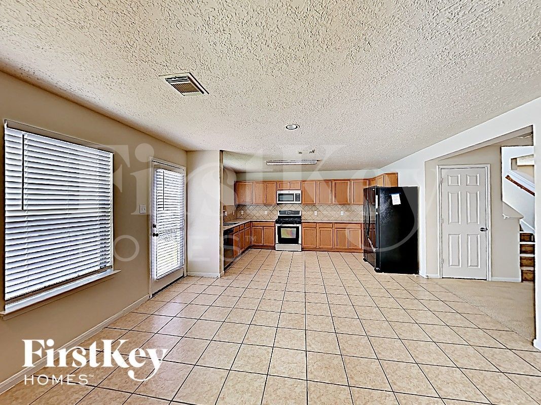 Building Photo - 29206 Legends Beam Dr