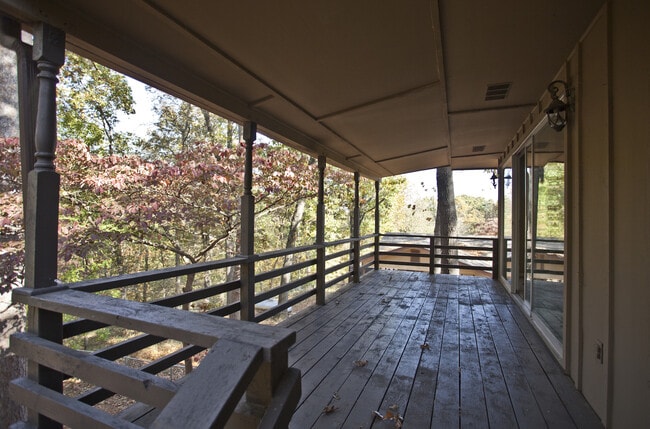 Building Photo - ***33 Sheneman Drive***