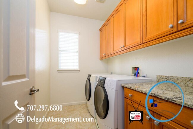 Building Photo - Mare Island! Large gorgeous home available now!