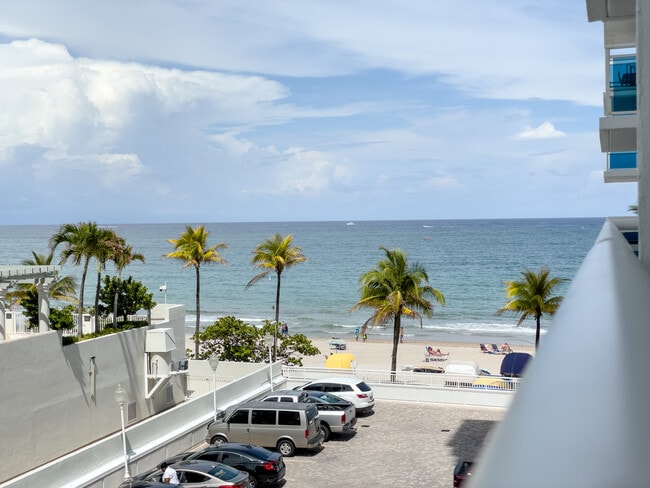 Primary Photo - 3430 Galt Ocean Dr