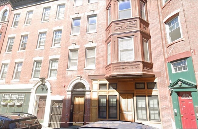 Building Photo - 5 Baldwin Pl